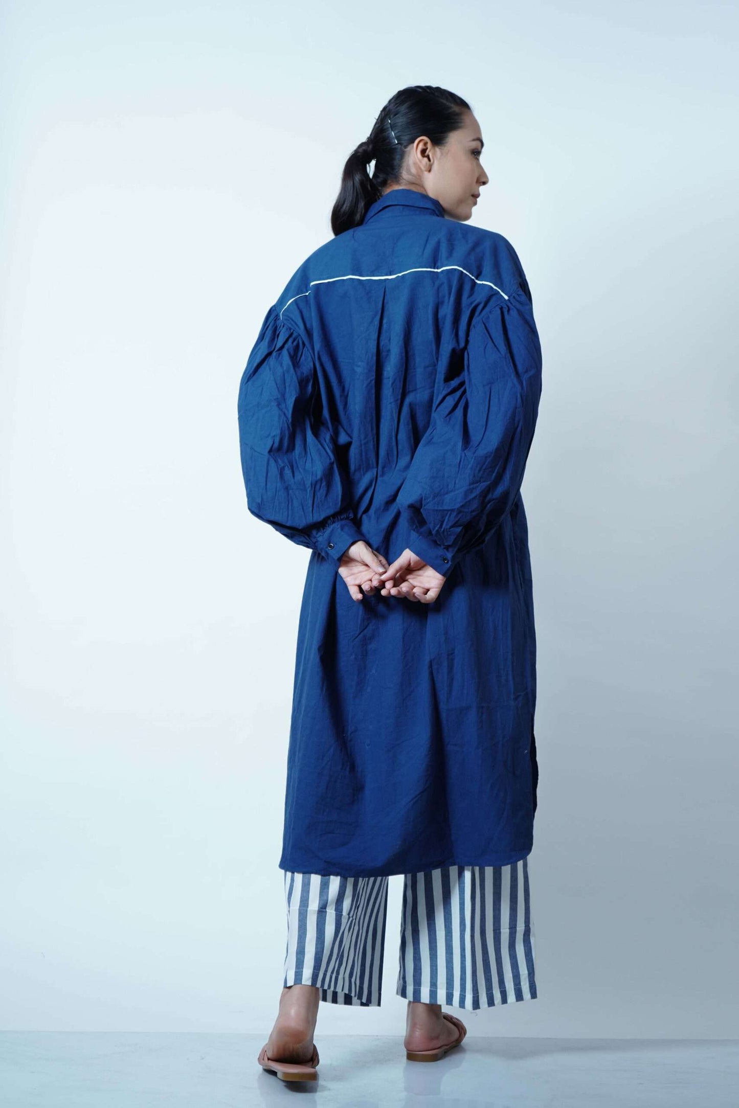 SLEEVE GATHERED SHORT TUNIC- BLUE