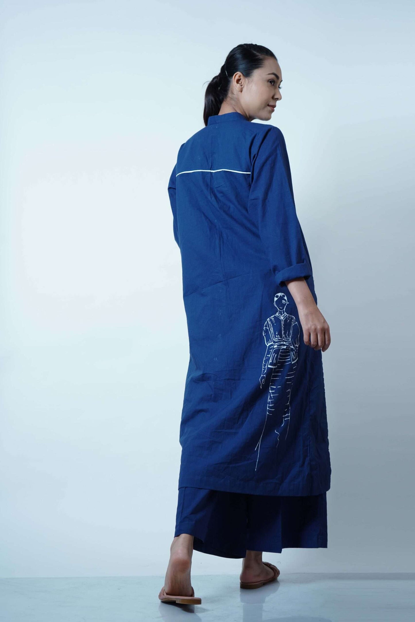 PRINCESS LINE DETAIL TUNIC- BLUE