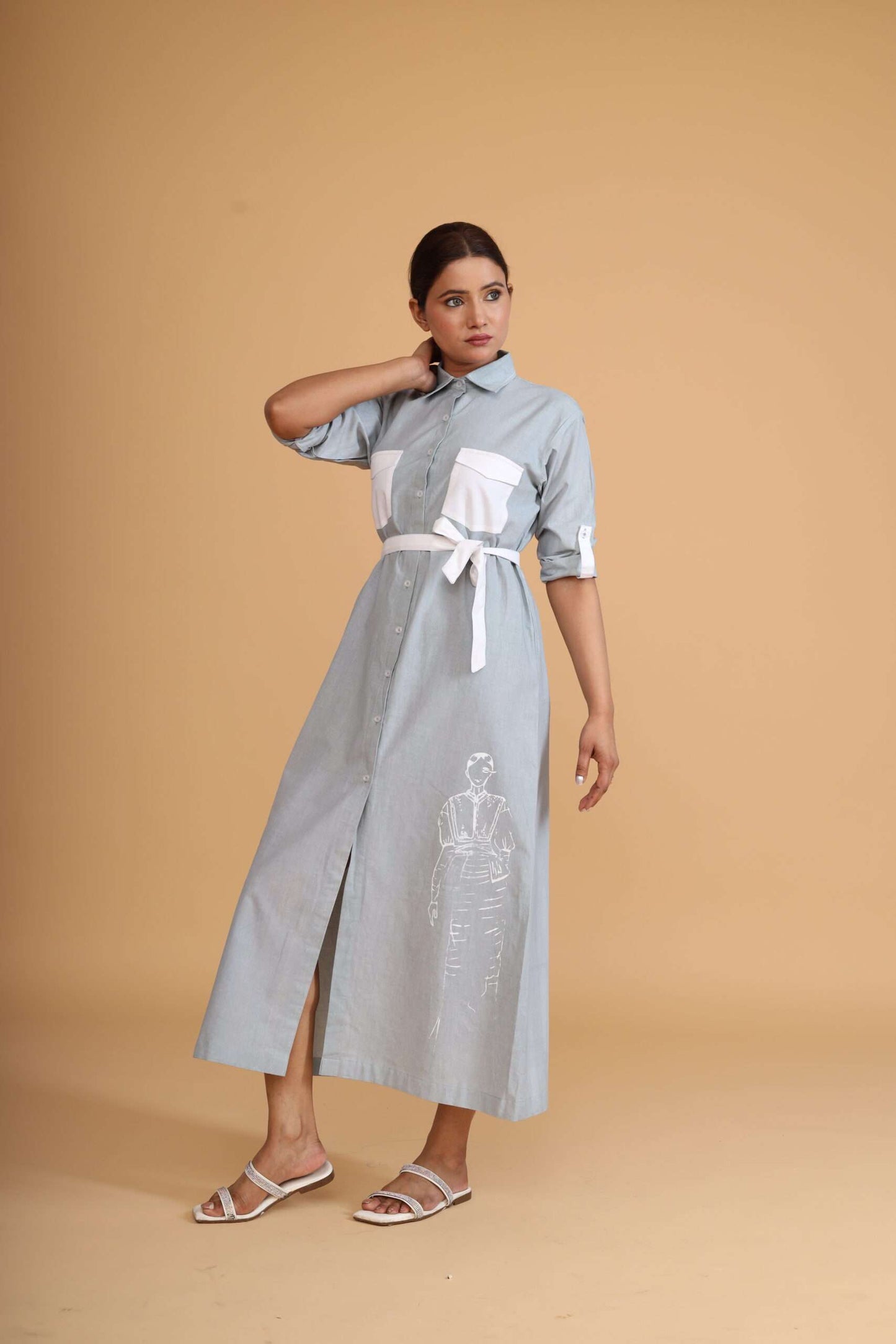 PATCH POCKET SIDE SLIT DRESS