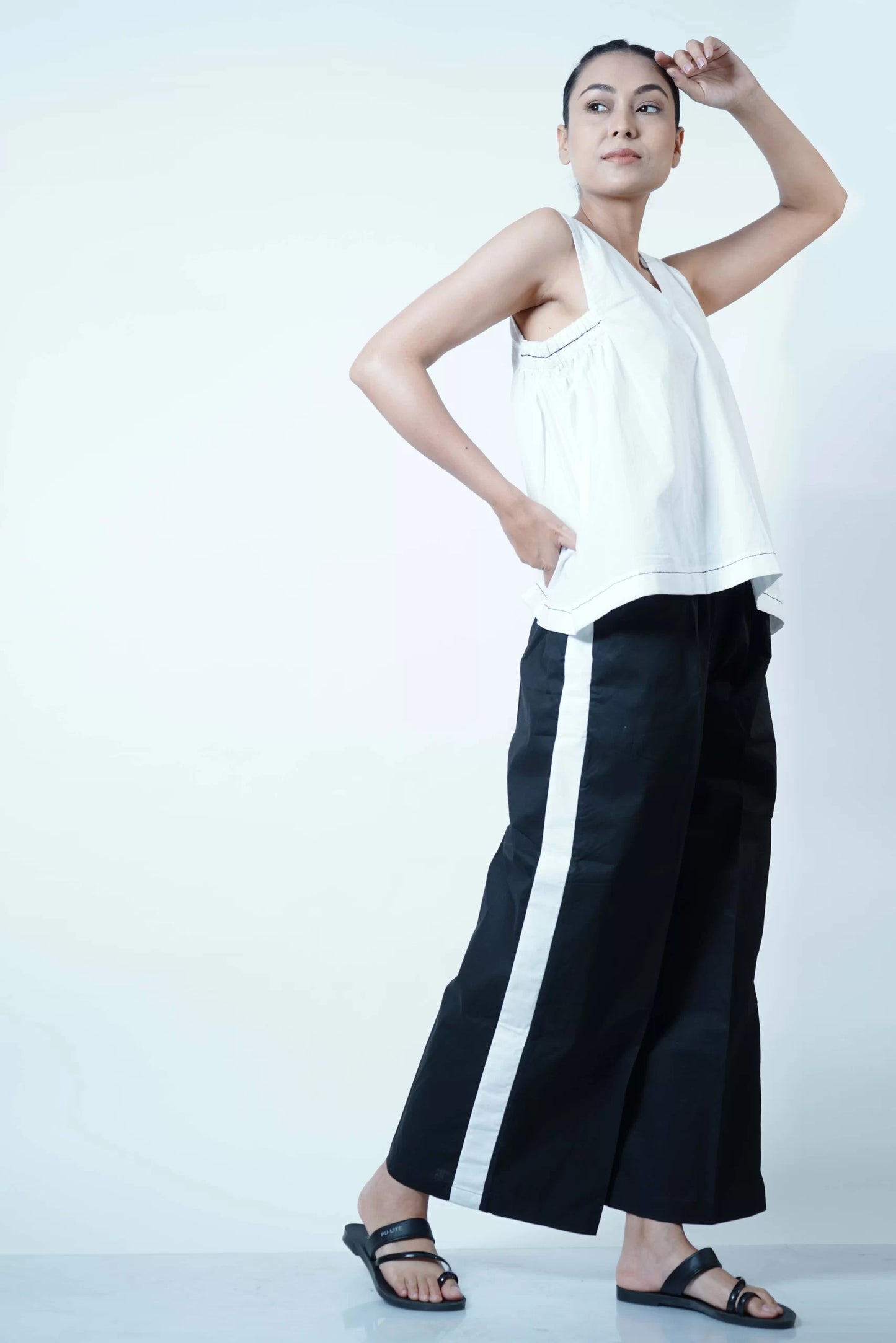 V NECK SIDE DETAIL TOP CO-ORD (SET OF 2)